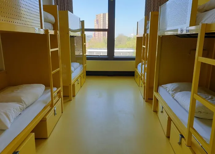 Wow Amsterdam Hostel